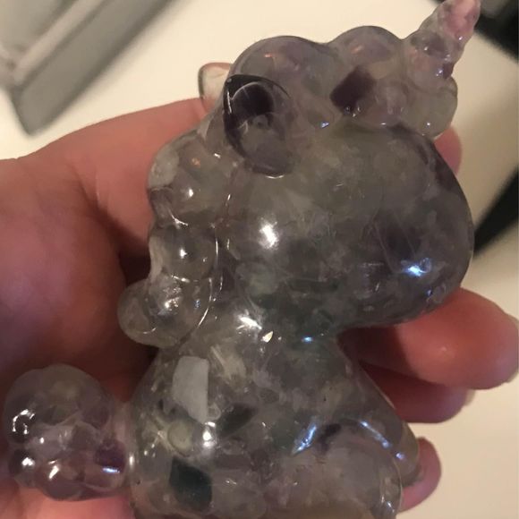 Resin crystal chip unicorn - Picture 3 of 5